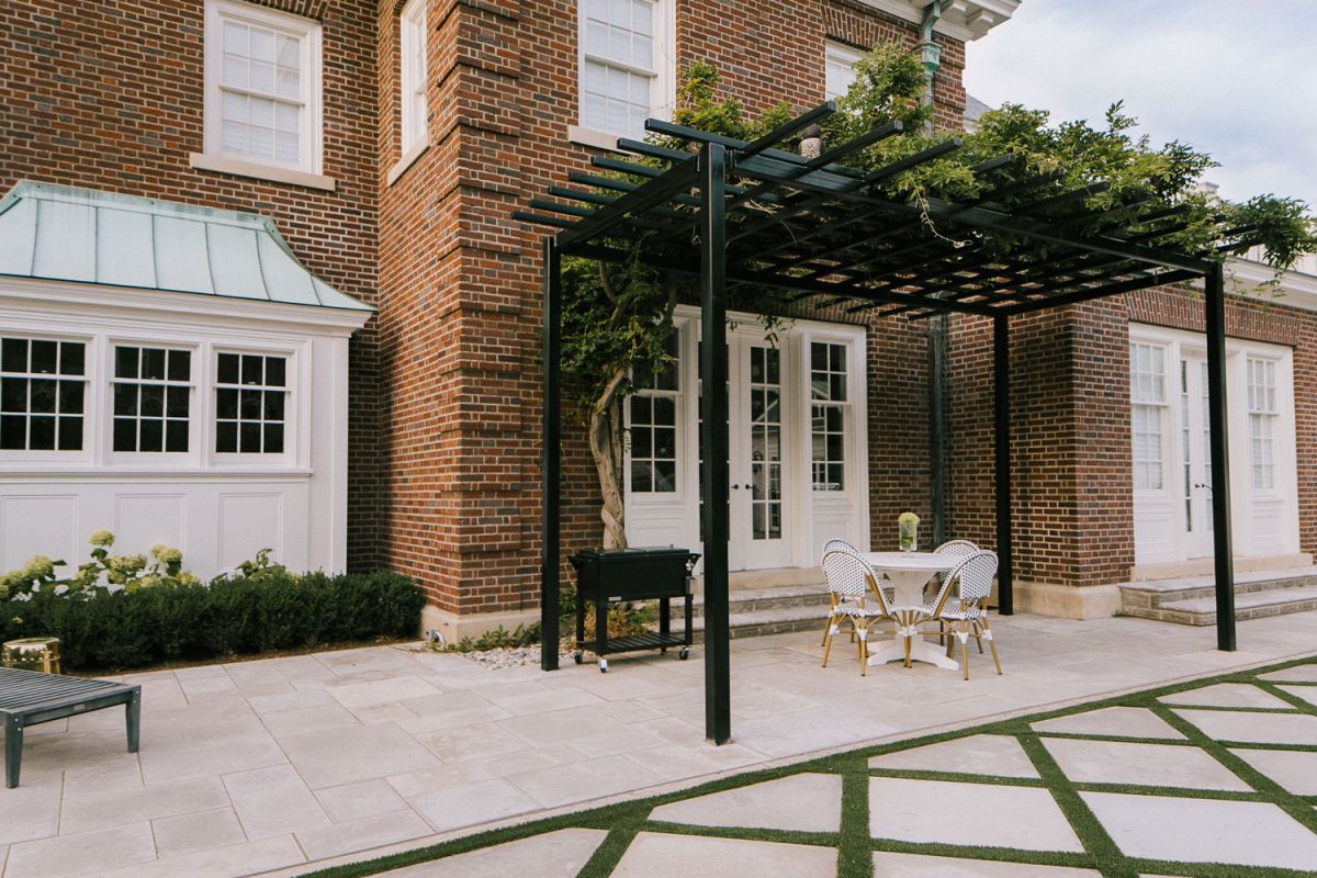 Hamilton custom home addition